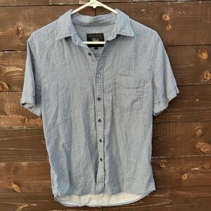 Rails Short Sleeve Men’s Button Down Shirt Size Small